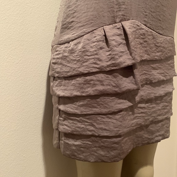 Silky ruffle dress - Picture 2 of 9